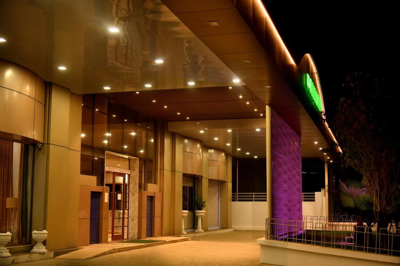 Hotel Prince Residency Bhuj Εξωτερικό φωτογραφία