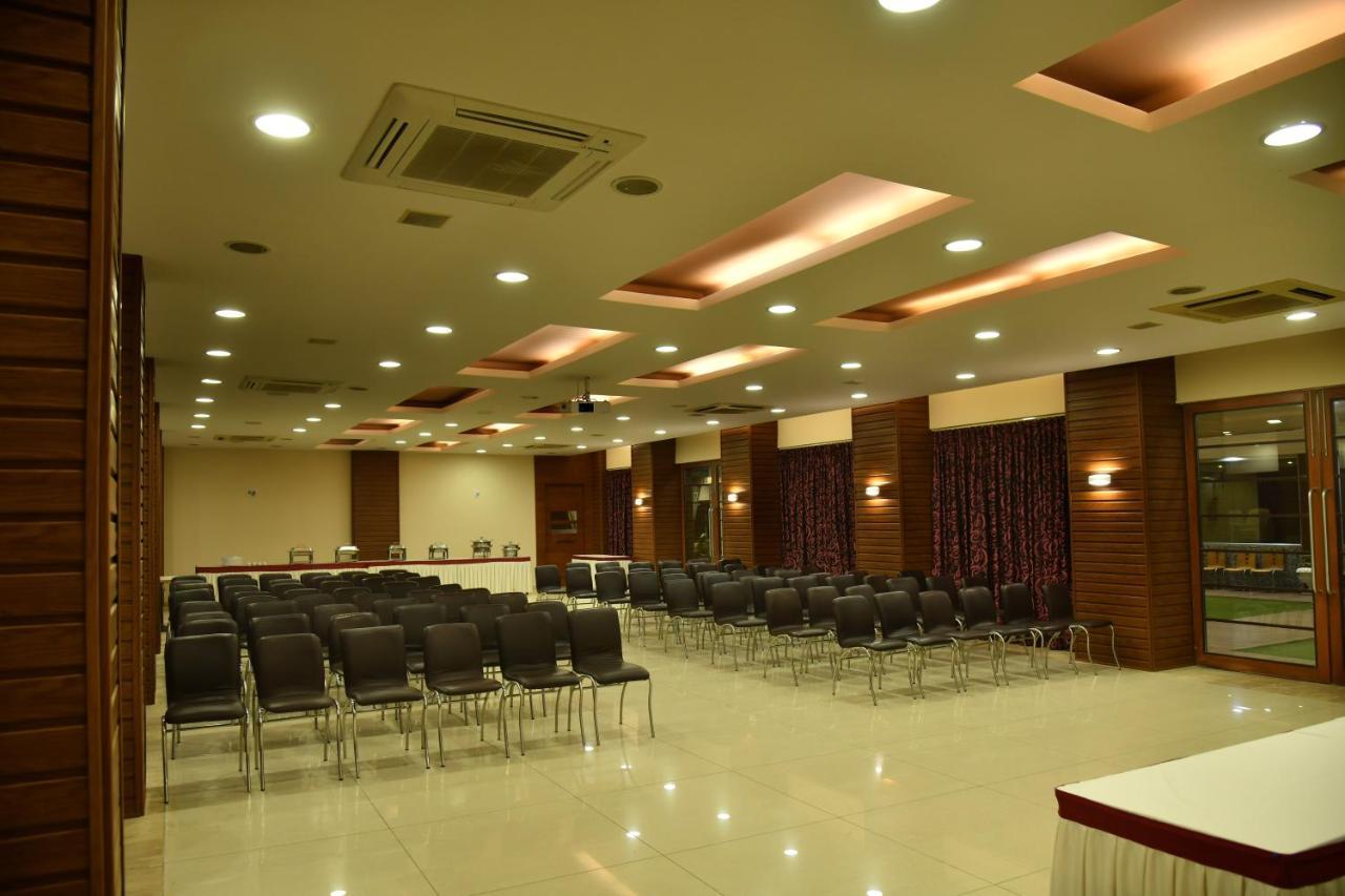 Hotel Prince Residency Bhuj Εξωτερικό φωτογραφία